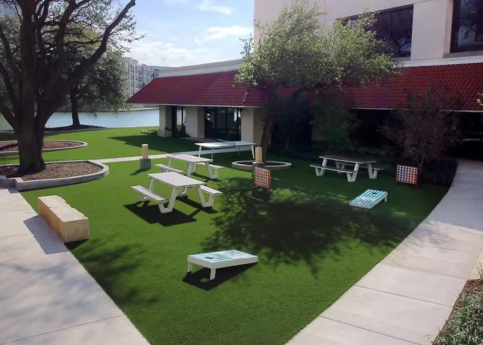 Omni Las Colinas Hotel